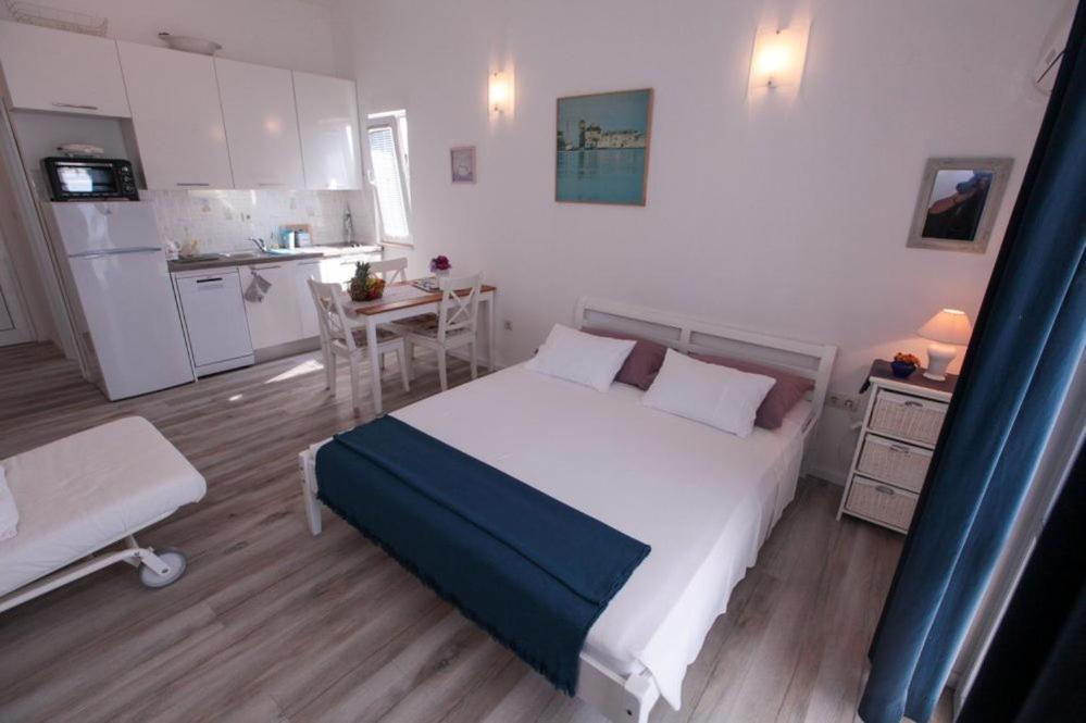 Apartments Luka โรกอซนิซา ภายนอก รูปภาพ