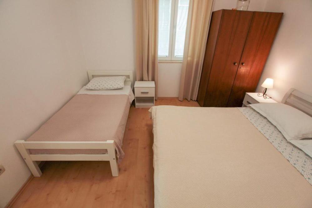 Apartments Luka โรกอซนิซา ภายนอก รูปภาพ