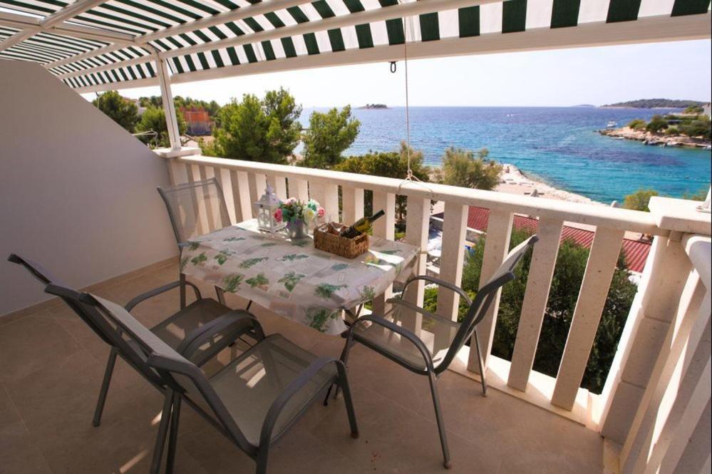 Apartments Luka โรกอซนิซา ภายนอก รูปภาพ