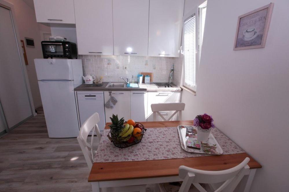 Apartments Luka โรกอซนิซา ภายนอก รูปภาพ